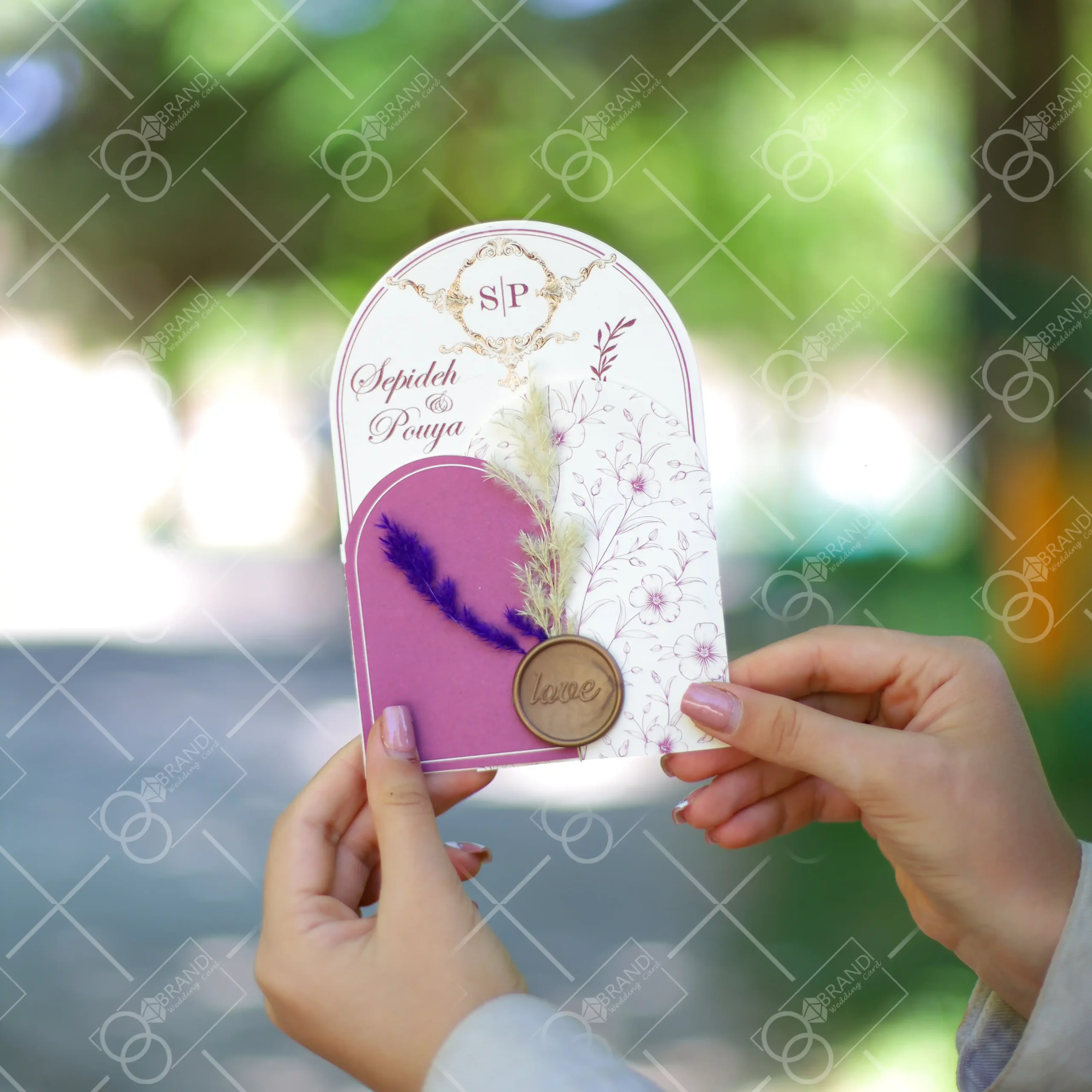 کارت عروسی قیمت مناسب مدل Golish